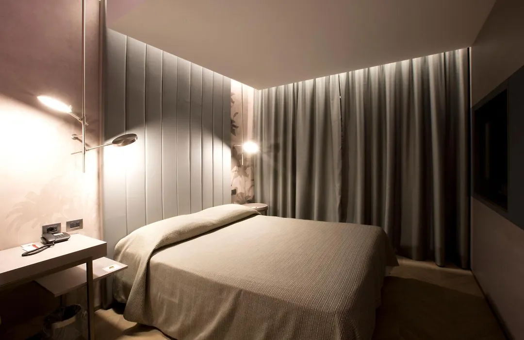 Palace Hotel Moderno-1